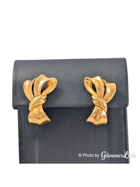 Vintage Avon Gold Tone Curled Ribbon Bow Pierced Earrings
